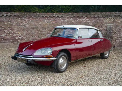 Citroën Ds21 Desirable DS21 Injection Automatique, Thoroughly restored in the late 1980s, Deep red w
