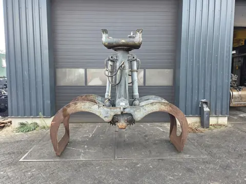 houtgrijper liebherr gm22B