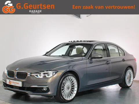 BMW 3-serie 320i Luxury Edition Schuif/kanteldak, Keyless, ACC, Volleder, Trekhaak, Individual