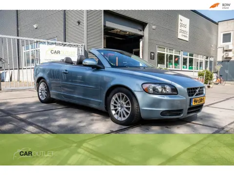 Volvo C70 Convertible 2.4 Momentum AUTOMAAT ONLANGS NW APK!