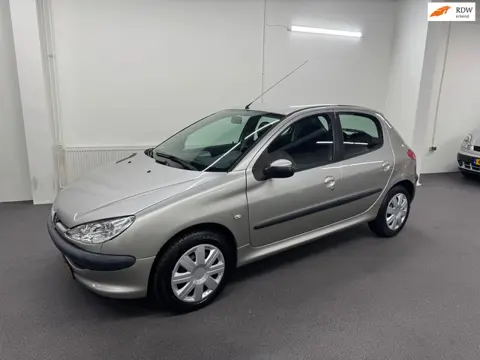 Peugeot 206 1.4 Air-line Automaat 5Drs Airco Nw Apk