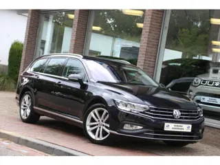 Volkswagen Passat Variant 1.5 TSI Elegance DSG Navi Camera LED ACC