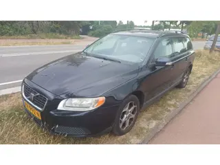 Volvo V70 2.0D Kinetic Lees opmerkingen! Handel/Export! Trekhaak Airco Lichtmetalen Velgen Cruise Co