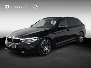 BMW 5-serie Touring 530i High Executive Edition Trekhaak | Panoramadak | Head-Up Display | Driving A