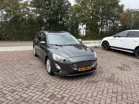 Ford FOCUS Wagon 1.0 EcoBoost Titanium Business TREKHAAK WINTER PACK PDC CARPLAY