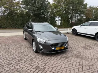 Ford FOCUS Wagon 1.0 EcoBoost Titanium Business TREKHAAK WINTER PACK PDC CARPLAY