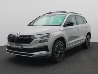 Skoda Karoq 1.5 TSI ACT Sportline Business 150PK DSG Panoramadak, Trekhaak, Achteruitrijcamera, Wint