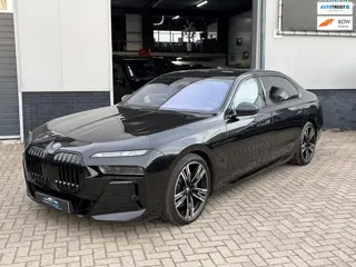 BMW 7-serie 750e xDrive|M-Sport|Pano|B&W|