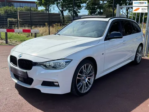BMW 3-serie Touring 340i xDrive M Sport High Exe LCI Pano ACC LED
