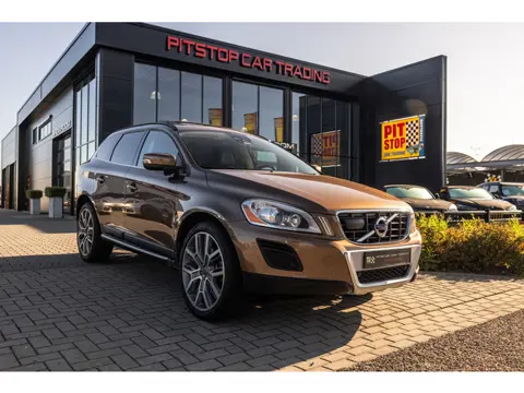 Volvo XC60 3.0 T6 AWD Summum, Schuifdak, ACC, Memory stoelen, BLIS, Uniek!