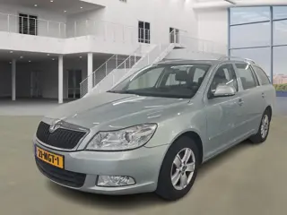 Skoda Octavia Combi 1.4 TSI Elegance/ 6 BAK/ CRUISE