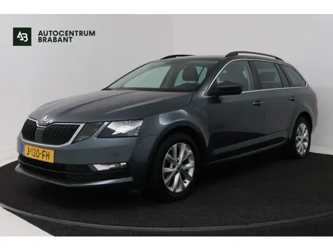 Škoda Octavia Combi 1.5 TSI Greentech Business Edition (CRUISE CONTROL, STOELVERWARMING, NAVIGATIE C