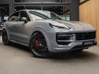 Porsche Cayenne E-Hybrid Sportdesign Sportuitlaat BOSE 3.0 E-Hybrid
