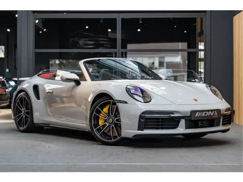 Porsche 911 992 Turbo S Cabriolet Lift 360 Camera Stoelventilatie 3.8 Turbo S