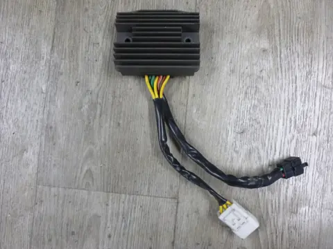 SPANNINGSREGELAAR Aprilia Shiver 750 2008 - 2010