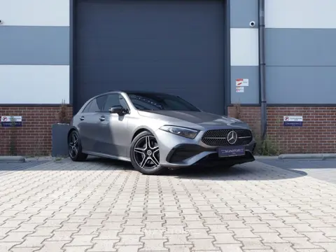 Mercedes-Benz A-klasse 220 4MATIC AMG Line