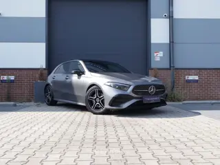 Mercedes-Benz A-klasse 220 4MATIC AMG Line