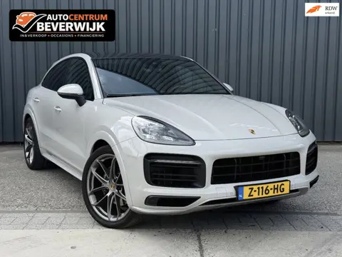 Porsche Cayenne Coupé 3.0 E-Hybrid Grijs 2021 341pk Carbondak Sport Chrono Porsche Approved