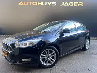 Ford FOCUS 1.6 TI-VCT Titanium