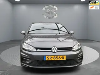 Volkswagen Golf 1.0 TSI Highline Business R