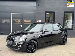Mini 5-Deurs 1.5 One Pepper - Origineel NL - Automaat
