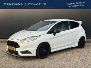 Ford Fiesta 1.6 ST2 | 100% Onderhoudshistorie | Nette ST | Maxton Design | Camera | Half Leder
