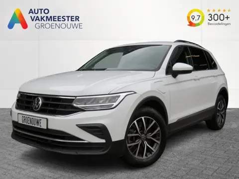 VOLKSWAGEN TIGUAN 1.4 TSI 245pk eHybrid / Digitaal dashboard / Camera / 17 Inch / BOVAG garantie