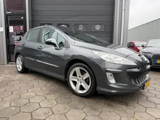 Peugeot 308 1.6 THP XT - 2e Eigenaar - Pano - Airco - Lage km / N.a.p -