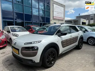 Citroen C4 Cactus 1.2 PureTech Shine Trekhaak, Navi, Camera, APK 06/27
