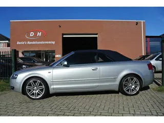 Audi A4 Cabriolet 3.0 V6 Exclusive airco leder automaat inruil mogelijk