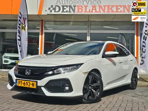Honda Civic 1.0 i-VTEC Executive BJ.2017 / Panodak / Leder / Keyless / Led / 17"Lmv / Trekhaak !!