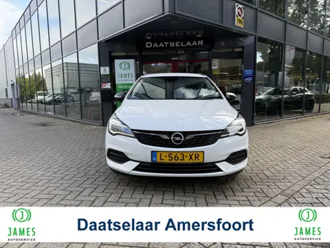 Opel Astra Sports Tourer 1.2 Edition Trekhaak Navigatie
