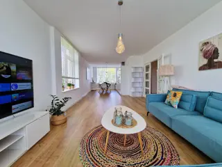 Woning aan de Louis Davidsstraat te Den Haag