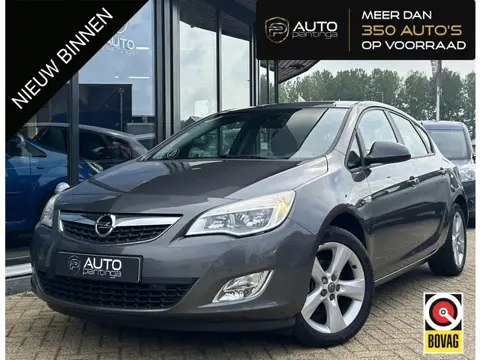 Opel Astra 1.4 Turbo Edition 120PK | 2e Eigenaar | NL AUTO | NAP | Trekhaak | Parkeersensoren Voor e