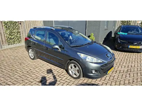 Peugeot 207 SW 1.6 VTi Première Panoramadak , navigatie ,  142778 km