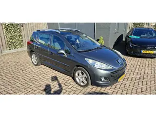 Peugeot 207 SW 1.6 VTi Première Panoramadak , navigatie ,  142778 km