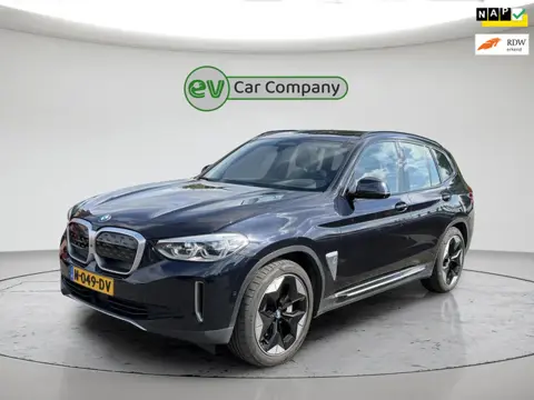BMW IX3 High Executive 80 kWh | SOH 91% | Panoramadak | Harman Kardon | 360 Camera | Headup | Memory
