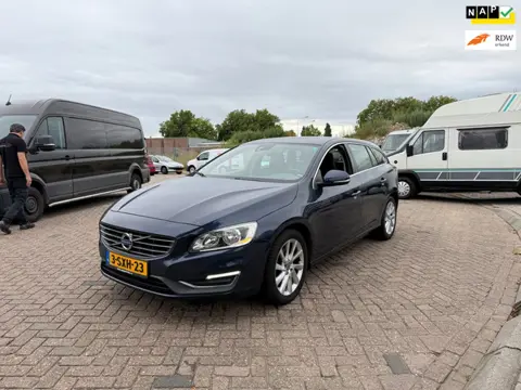 Volvo V60 1.6 D2 Summum/ NAP/ AIRCO/FULL OPTIE