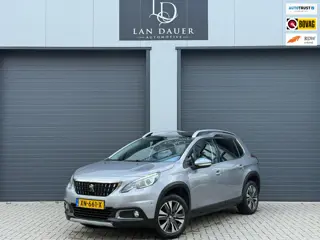 Peugeot 2008 1.2 PureTech Allure / PANORAMADAK / CARPLAY PDC
