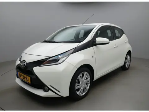 Toyota Aygo 1.0 VVT-i x-cite | Camera | Airco | 5Drs