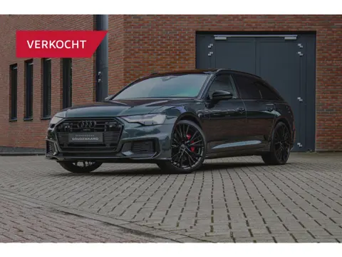Audi A6 Avant 55 TFSI e quattro Competition | Individual Camouflagegroen | Pano | Trekhaak | Memory 