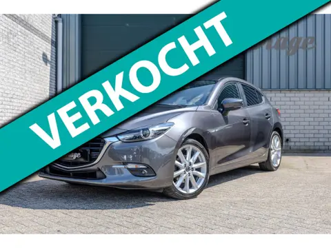 Mazda 3 2.0 SkyActiv ,Bose,HUD,Xenon,Zeer mooie,Achteruitrijcamera,Cruise Control,Stoelverwarming