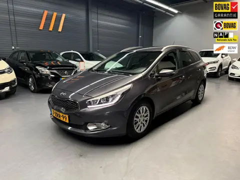 Kia Cee'd Sportswagon 1.6 GDI BusinessLine CAMERA DEALER ONDERHOUDEN NL AUTO NAP