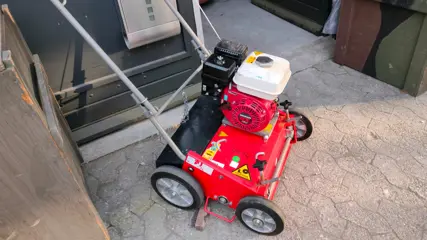 ELIET E 501 = Proff. verticuteermachine