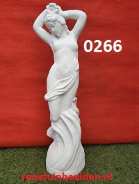 Vrouwen beelden. zie foto`s.