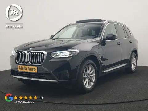 BMW X3 xDrive30e Advantage FACELIFT PHEV 293pk Dealer O.H. | Trekhaak Af Fabriek | Panodak | 360 Cam