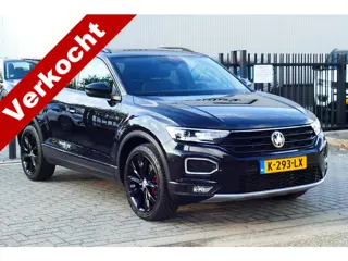 Volkswagen T-Roc 1.5 TSI Style Business. Adap Cruise, Elk Klep, Camera, Navi, 18"LMV, Full Led, Haak