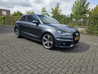 Audi A1 1.4 TFSI Ambition Pro Line Business (bj 2011)