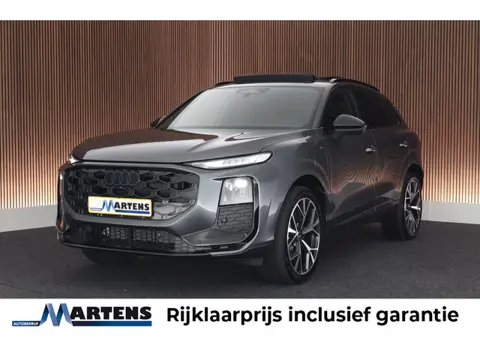 Audi Q3 1.5 272pk e-hybrid S edition Trekhaak Camera Keyless Panoramadak Stoelverwarming Virtual Coc