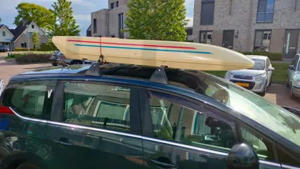 Dakkoffer / skibox ........ verkeerd in redelijke staat ..........